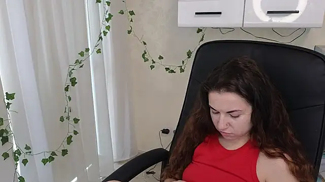 חדר צ'אט בשידור חי של Ulyanixx