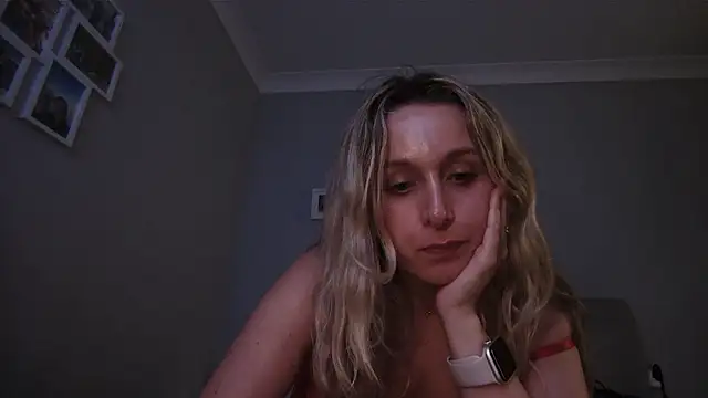 Lily-Kingn Live chat-huone