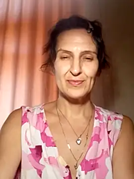 Alene_Lorrie Adlı Modelin Canlı Sohbet Odası