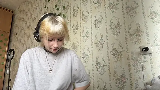 FatimahFromanのライブチャットルーム