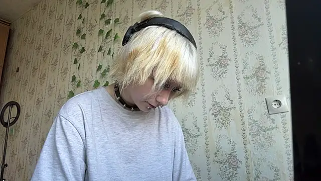 Živá chatovací místnost FatimahFroman