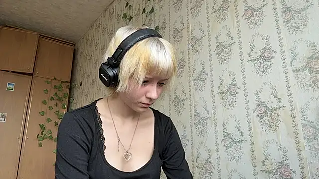 FatimahFroman чат на живо