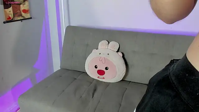 Živá chatovací místnost is_petite