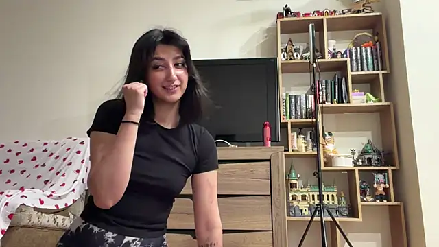 PaintedDisplay's Live Chat Room