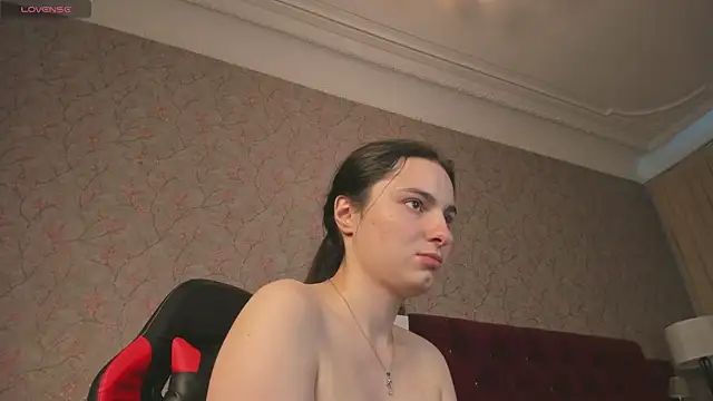 nishira_shy: онлайн-чат