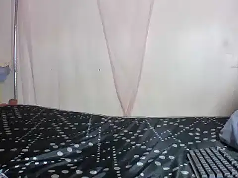 Sala de chat en directo de SilkyDesire21