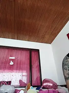 Pokój czatu na żywo – SusanG93