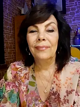 غرفة دردشة SannyMI-LF المباشرة