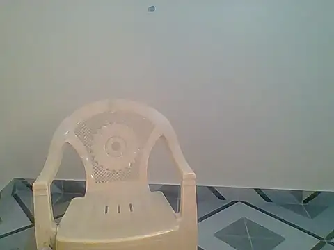 Bubble_ghurlm Adlı Modelin Canlı Sohbet Odası