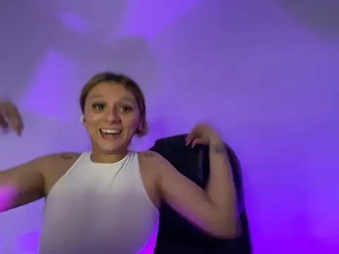 Pokój czatu na żywo – alison_parkerrr26