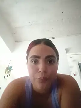 exotica_7 Adlı Modelin Canlı Sohbet Odası