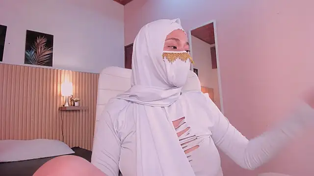 Živá chatovací místnost LittleNoor