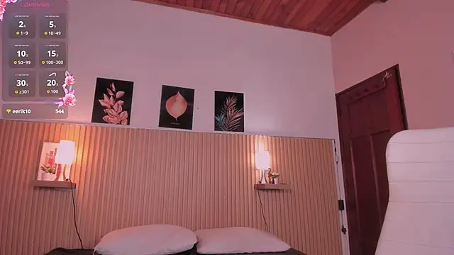 LittleNoor Adlı Modelin Canlı Sohbet Odası