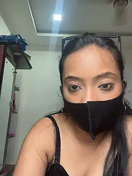 livia_dolls Adlı Modelin Canlı Sohbet Odası