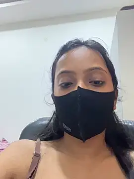 livia_dolls Adlı Modelin Canlı Sohbet Odası