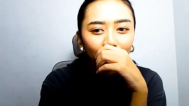 KristieOrtmannのライブチャットルーム