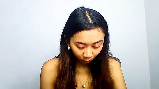 ห้องแชทสดของ KristieOrtmann