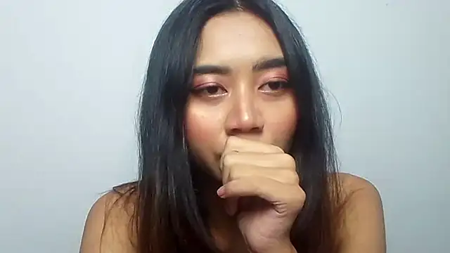 غرفة دردشة KristieOrtmann المباشرة