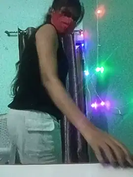 naughty-nishaa's Live Chat Room