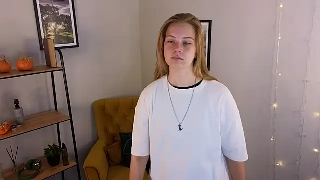 غرفة دردشة Tiffany__Long المباشرة