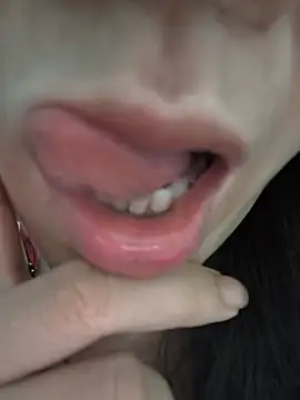 Živá chatovací místnost Lye_lovely