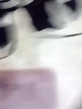 חדר צ'אט בשידור חי של Bong_sexy