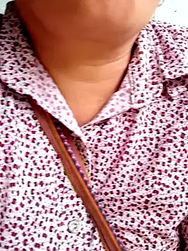 Živá chatovací místnost Bong_sexy