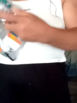 Bong_sexy Adlı Modelin Canlı Sohbet Odası