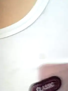 חדר צ'אט בשידור חי של Bong_sexy