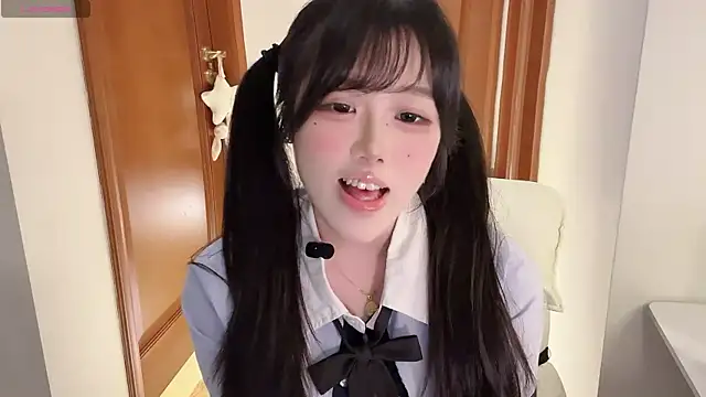 uu_7's Live Sex Cam Show
