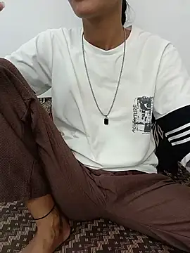 Chat soba uživo modela sexy_sonu_