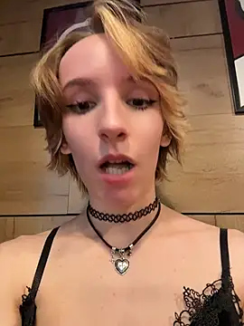 Liya__Love Chat Room in diretta