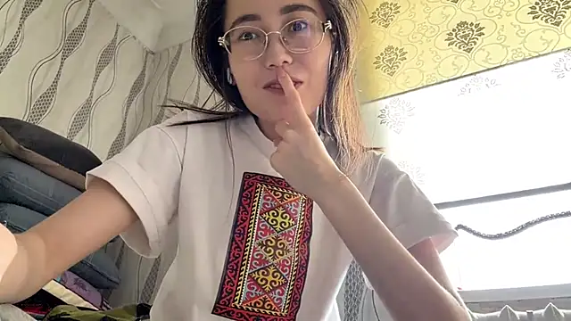 VickieTrudo Adlı Modelin Canlı Sohbet Odası