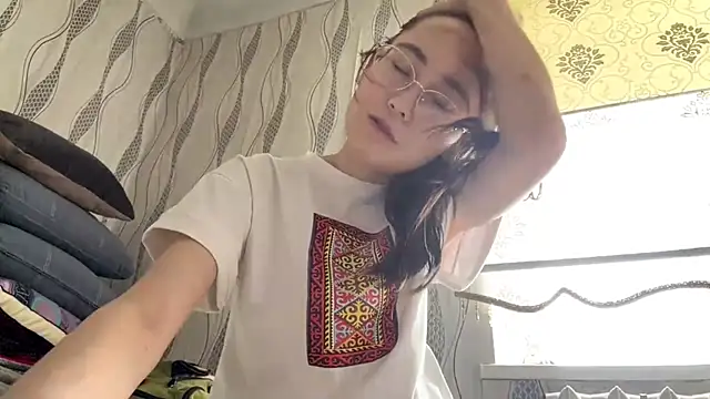 חדר צ'אט בשידור חי של VickieTrudo