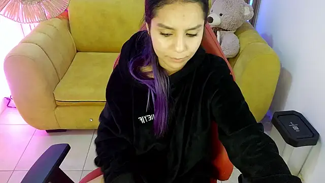Živá chatovací místnost Cami_monroe_m