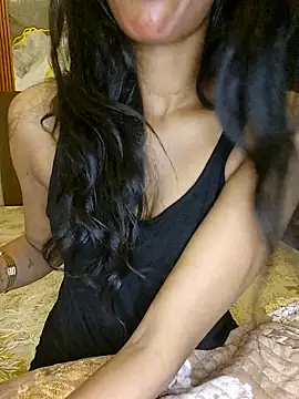 PUNAM779n Live chat-huone