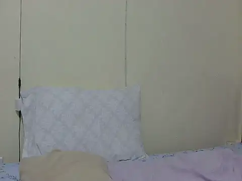 Chat soba uživo modela rare_pearl1
