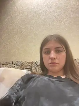 חדר צ'אט בשידור חי של Anit_ti