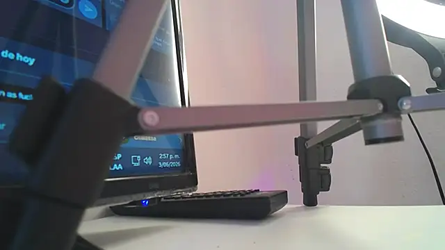 Sala de chat ao vivo de Haddes_as