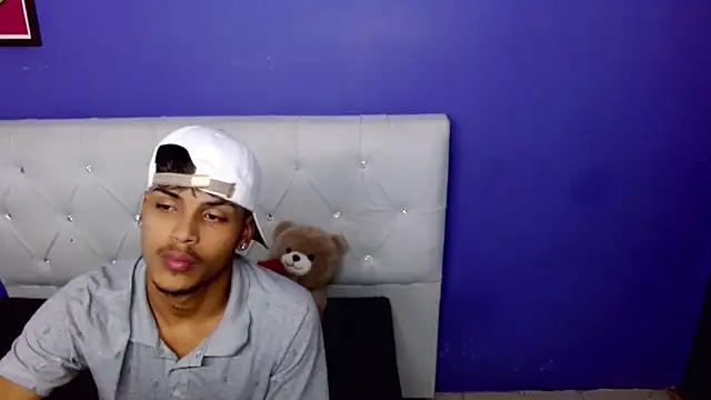 Angel_foxc13's Live Sex Cam Show