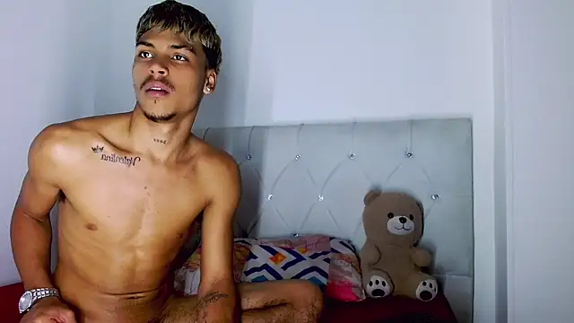 Angel_foxc13's Live Sex Cam Show