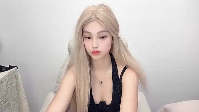 jiangjiang2005 Adlı Modelin Canlı Sohbet Odası