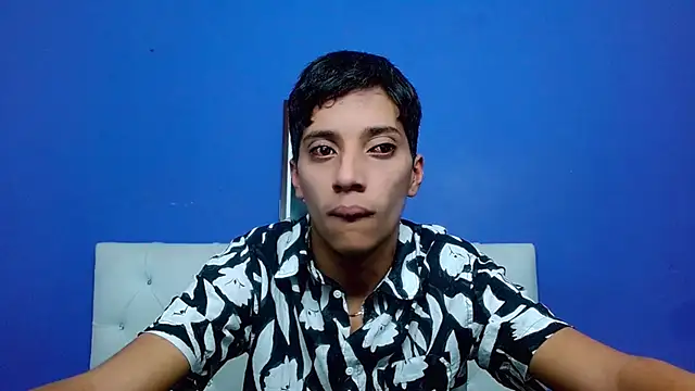 Show de sexo ao vivo de jl_brayan12