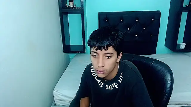 jl_brayan12 Show Webcam
