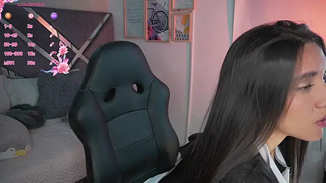 AmaraEvans 실시간 채팅방