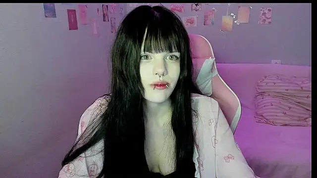 Chat soba uživo modela VelvetAlice