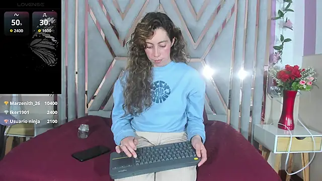 Živá chatovací místnost hada_russo