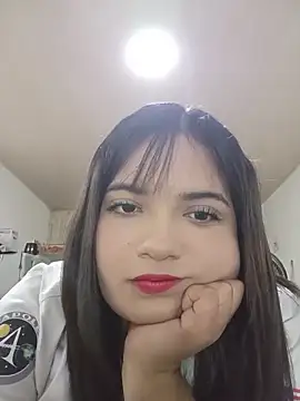Meilin_cute Adlı Modelin Canlı Sohbet Odası