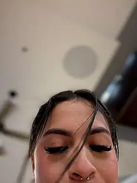 Eveliin__n Live chat-huone