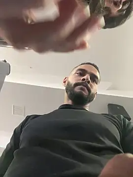 Živá chatovací místnost bigblack0111